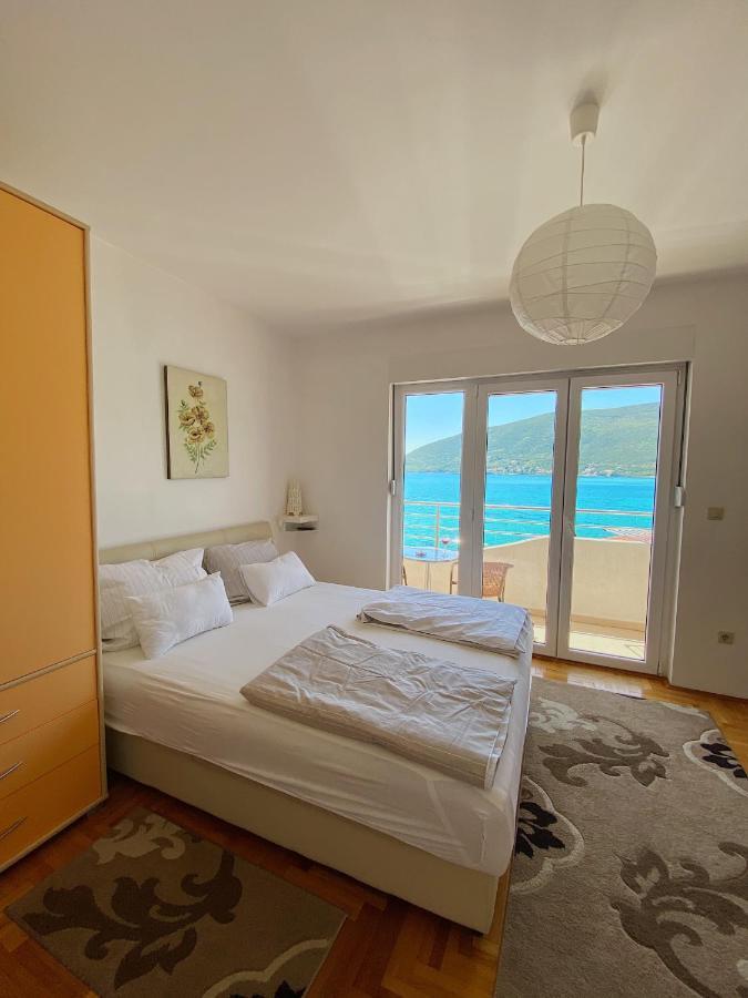 Apartments Bellevue - Otasevic Херцег Нови Екстериор снимка