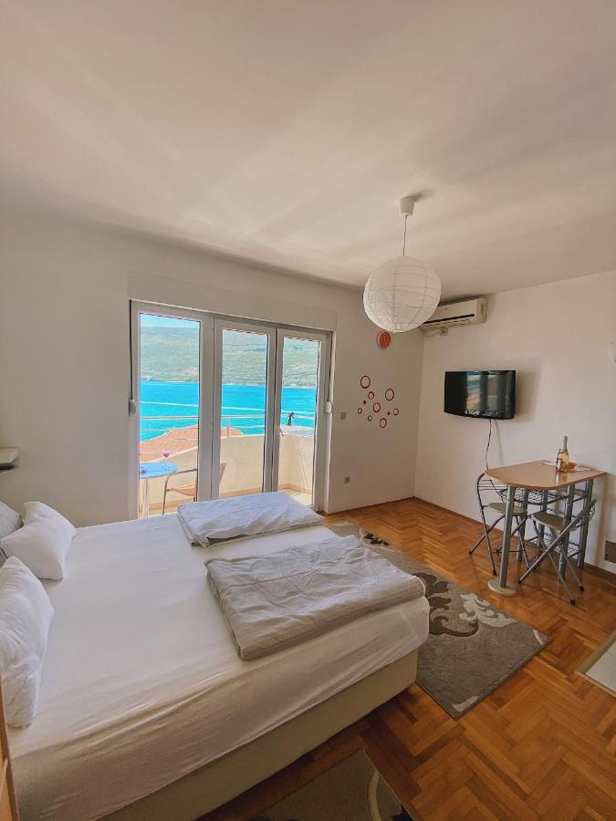 Apartments Bellevue - Otasevic Херцег Нови Екстериор снимка