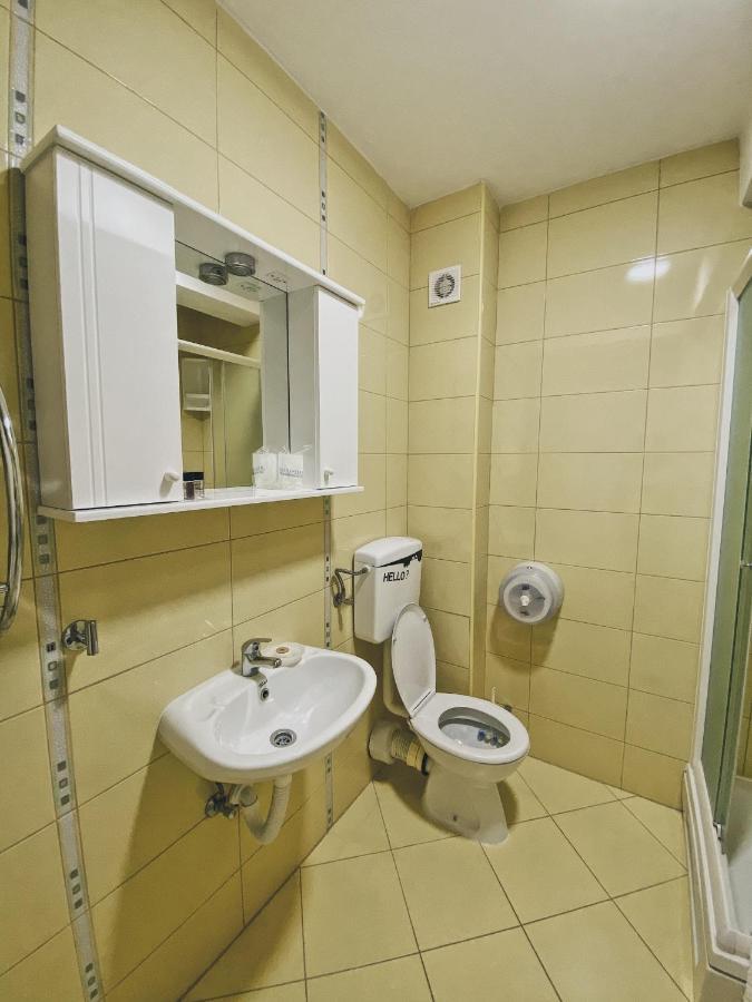 Apartments Bellevue - Otasevic Херцег Нови Екстериор снимка