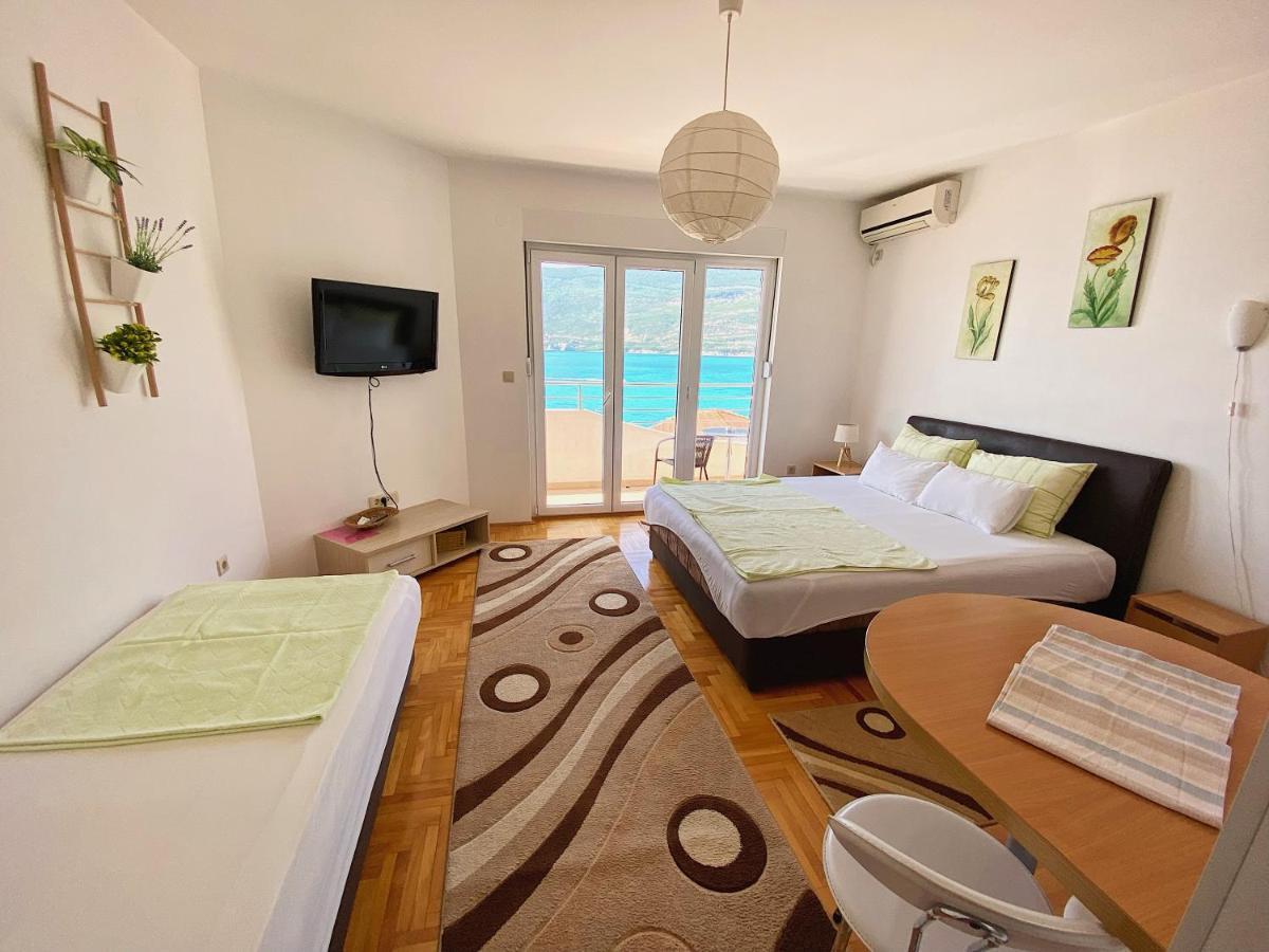 Apartments Bellevue - Otasevic Херцег Нови Екстериор снимка