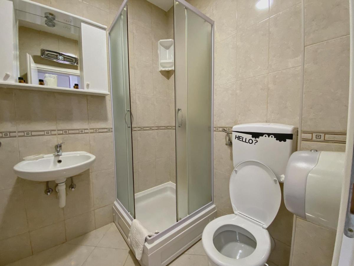 Apartments Bellevue - Otasevic Херцег Нови Екстериор снимка